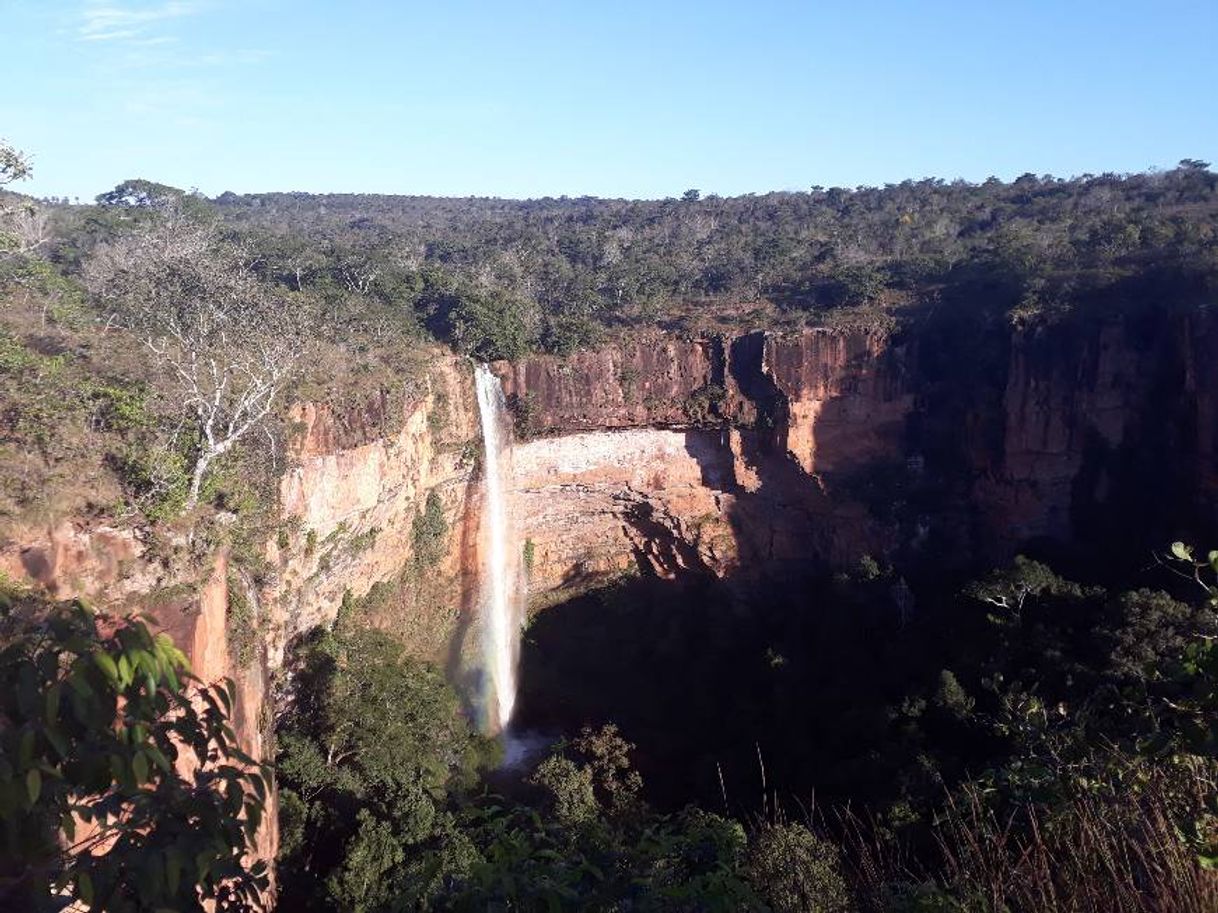 Lugar Cachoeira Véu de Noiva