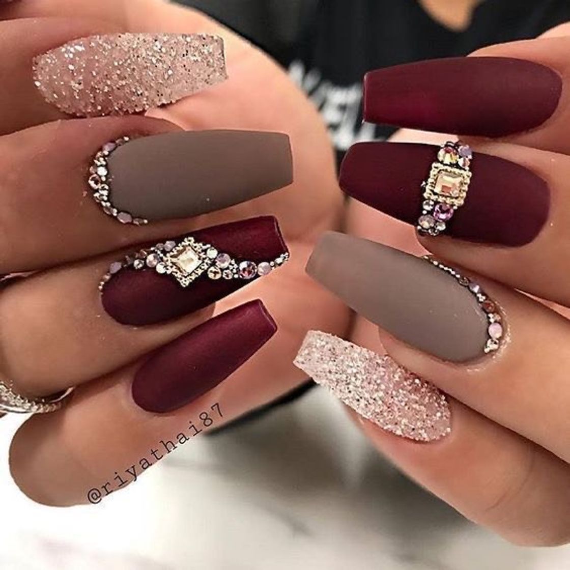 Unhas de Luxo