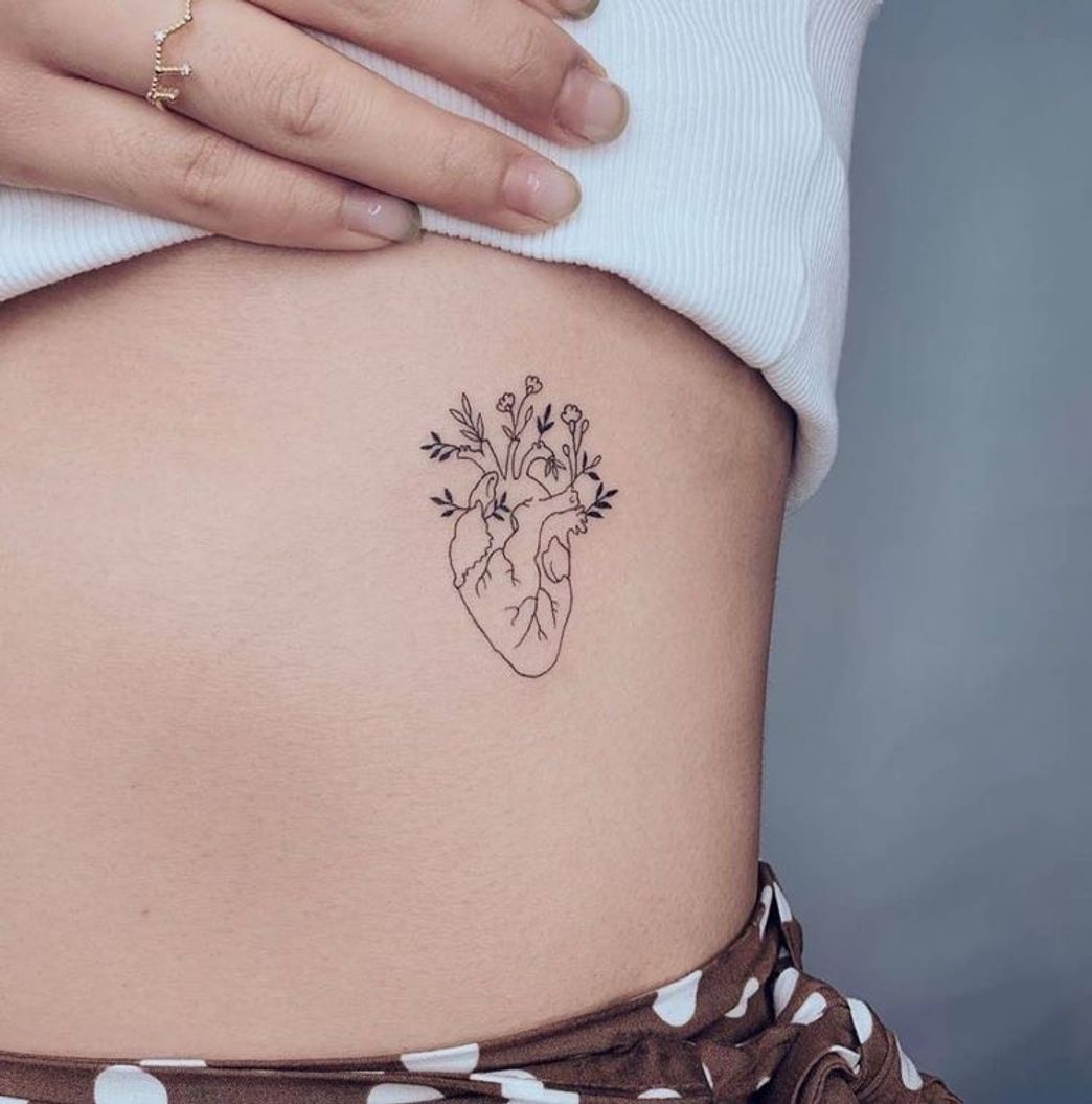 Moda ❥ heart tatto 