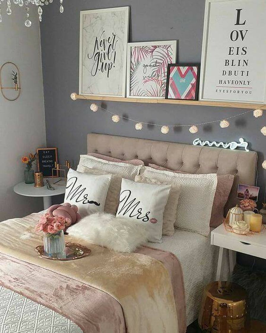 Fashion simple pink bedroom😜