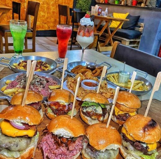 Gigante Burger & Barbecue