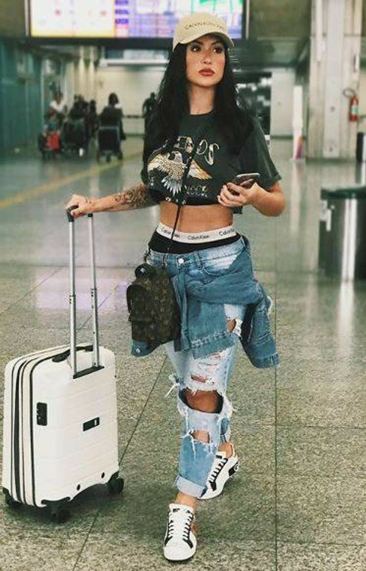 Fashion Travel look