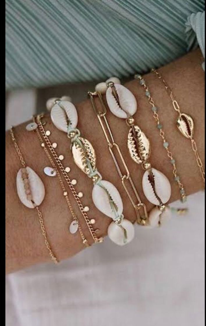 Moda Combinação de pulseiras ✨