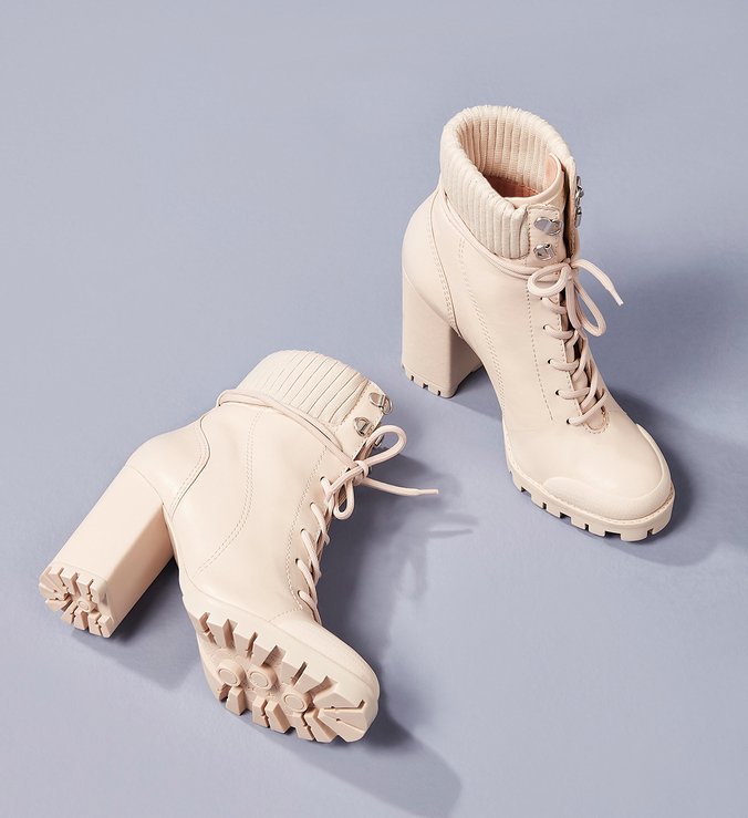 Fashion Bota Arezzo Off-White Couro Bloco Tratorada Lizza