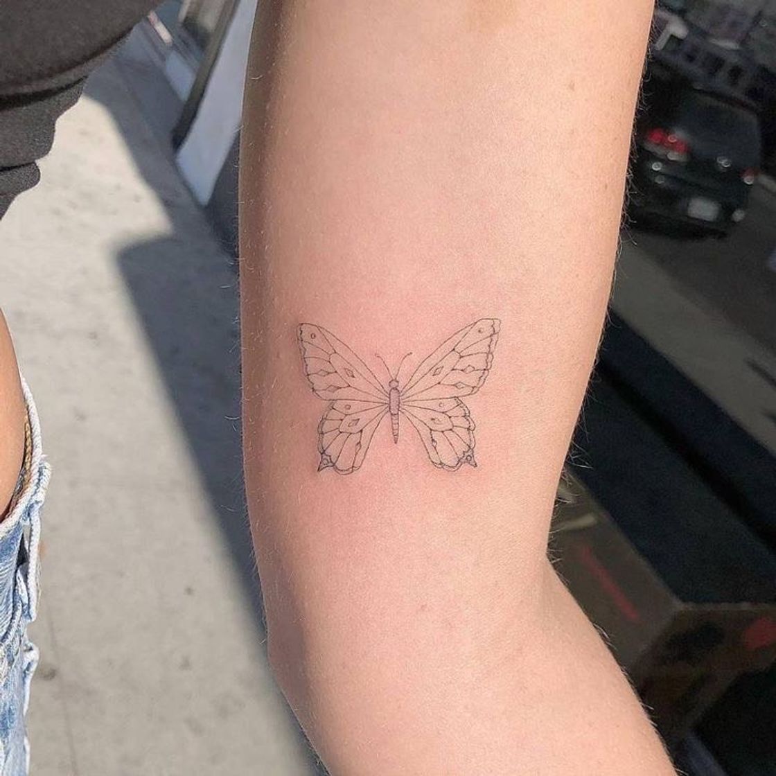 Social Tattoo borboleta 