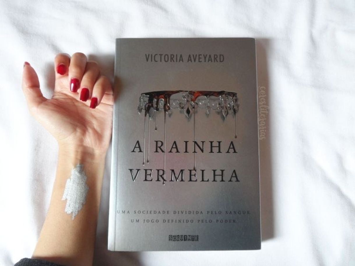 Fashion Livro a Rainha vermelha