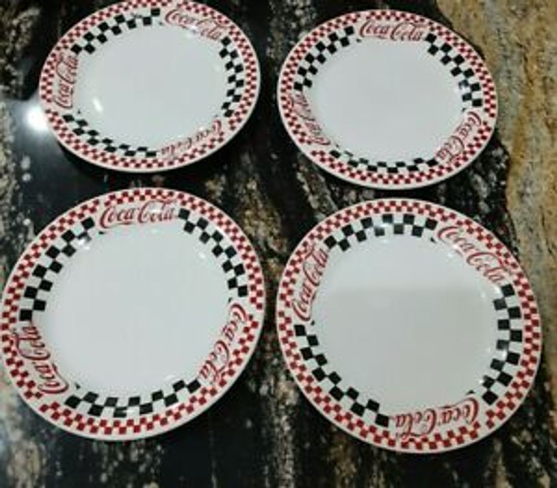 Moda Vintage 1997 Gibson Coca Cola plates