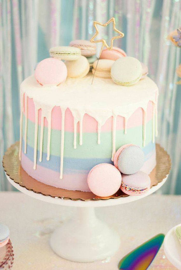 Moda  Cake