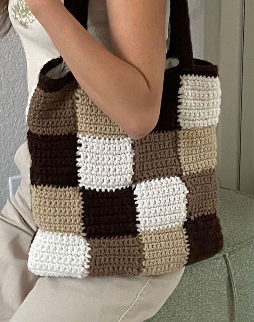 Fashion bag in shades of brown