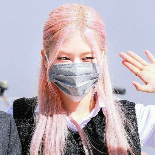 Rose blackpink, pink hair