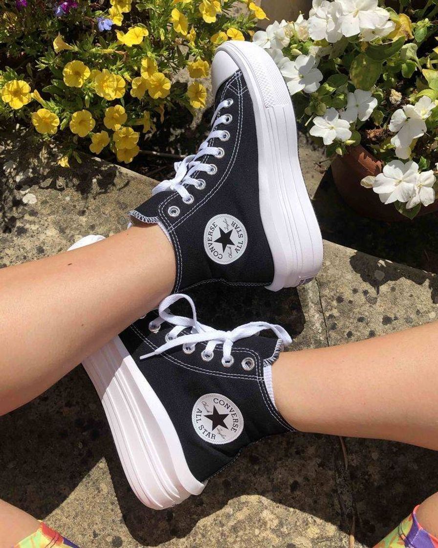 Social All star preto de cano alto, e sola alta 🖤