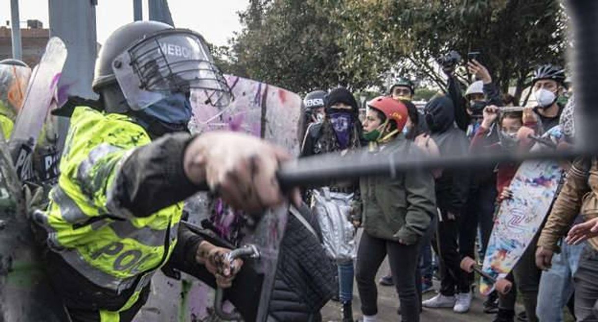 Social Atacan a civiles en marcha Pacífica usando armas de fuego☠️