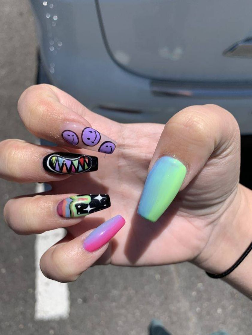 Fashion Trippy nails