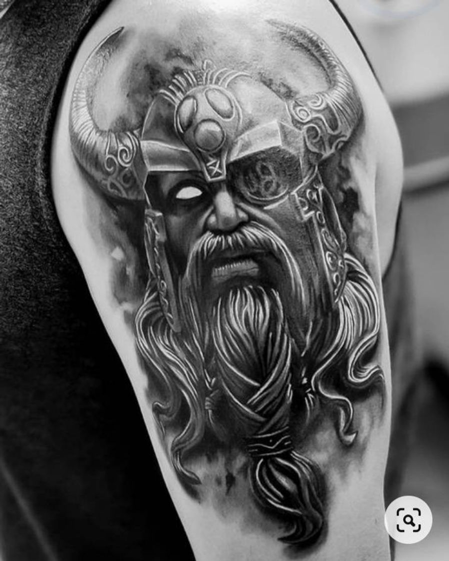 Moda Odins Tattoo