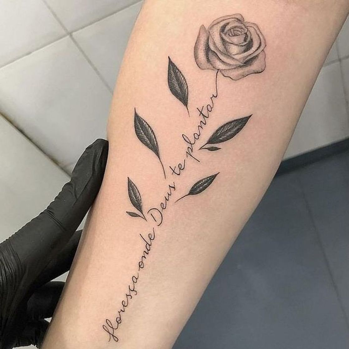 Moda Tatuagem feminina para se inspirar 