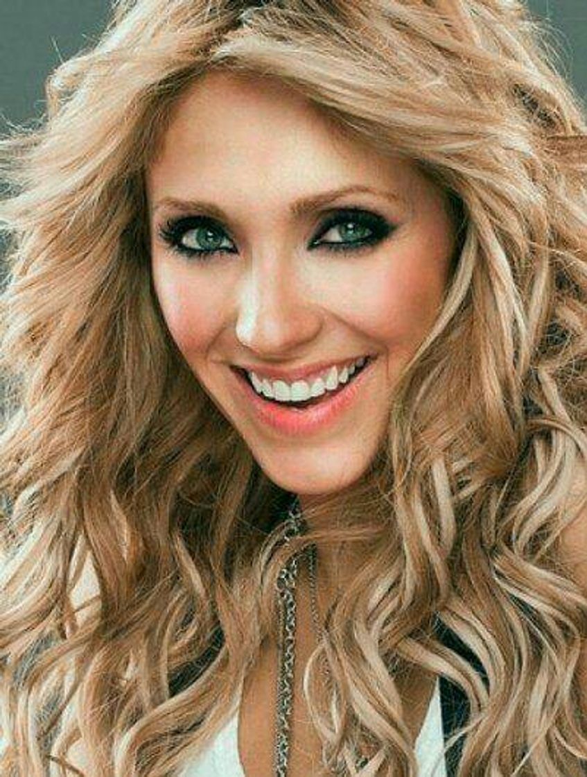 Fashion Anahi