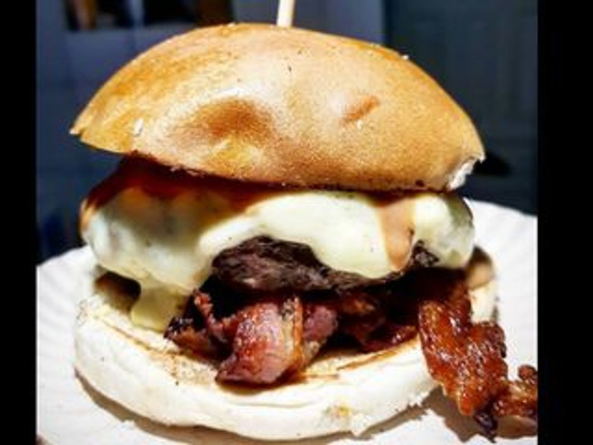 Lugar Carilas Burger - Hamburguer Artesanal - Vitória da Conquista/BA