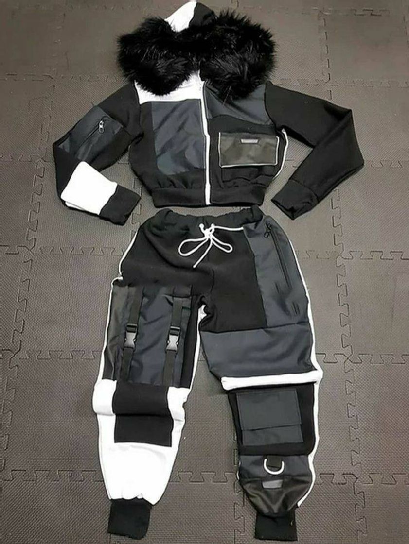 Moda - Conjunto Nike, Moletom Cropped e Calça Moletom