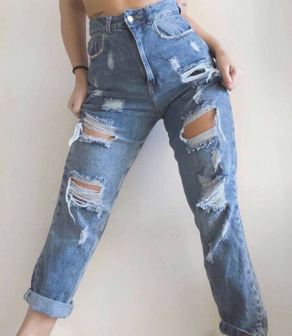 Moda Mom jeans rotos