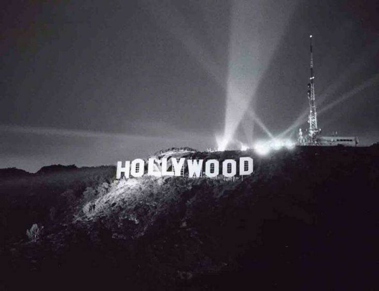 Moda Hollywood sign 