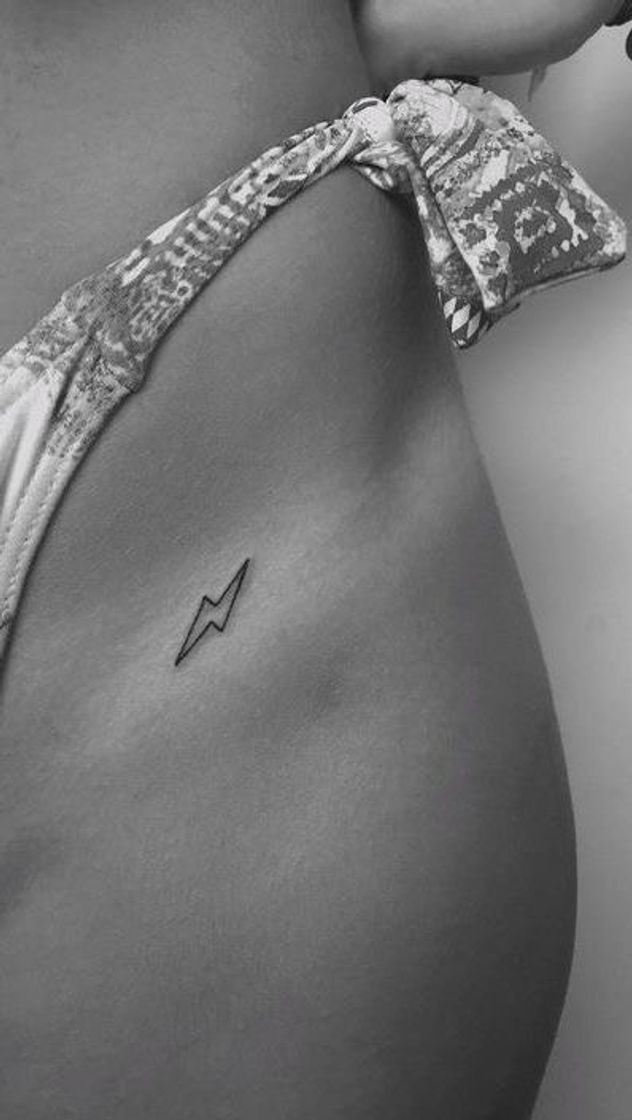 Fashion Tattoo minimalista