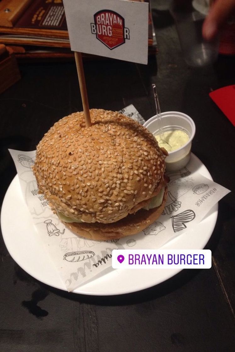 Restaurantes Brayan Burger | Autran Nunes