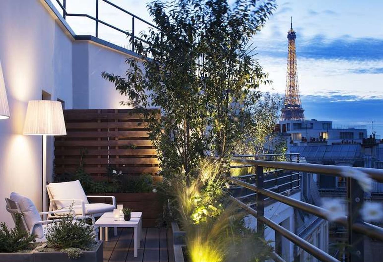 Place Hotel Le Cinq Codet