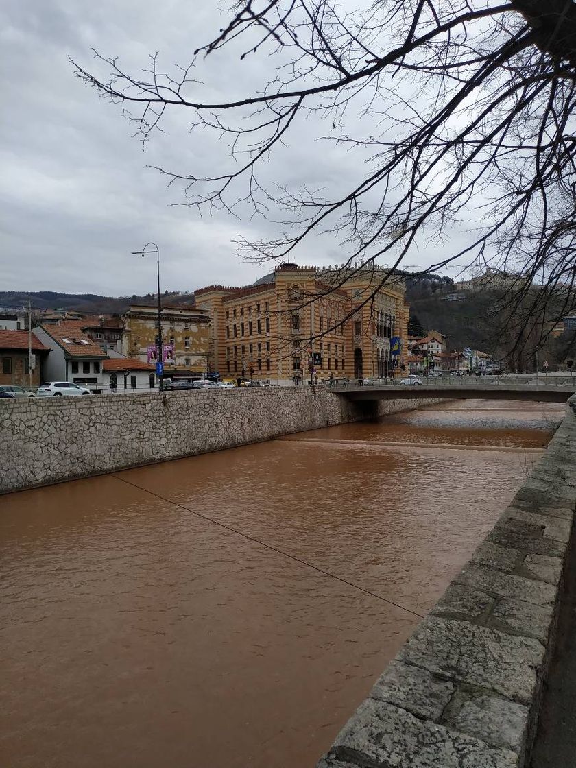 Lugares Ponte Latina