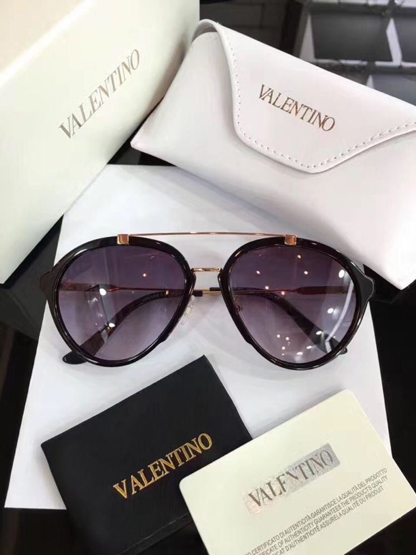 Fashion VALENTINO