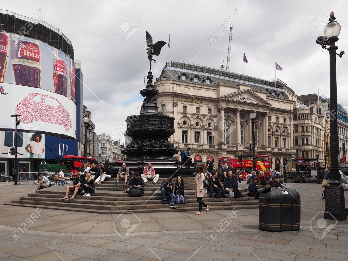 Lugar Piccadilly Circus