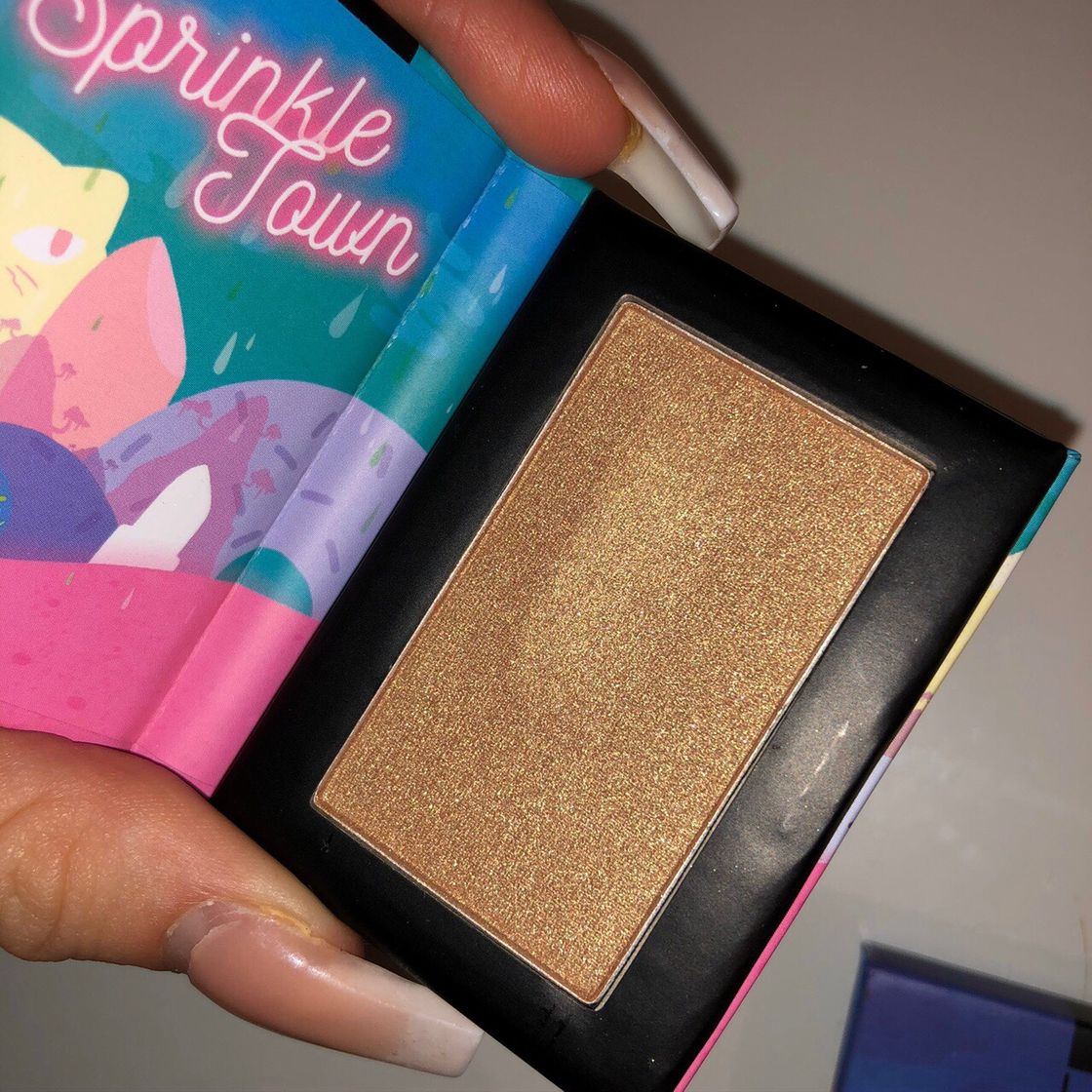 Producto NYX Highlighter Sprinkle Town tono Cinnamon Spice