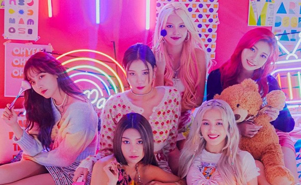 Moda Momoland_Ready or Not 