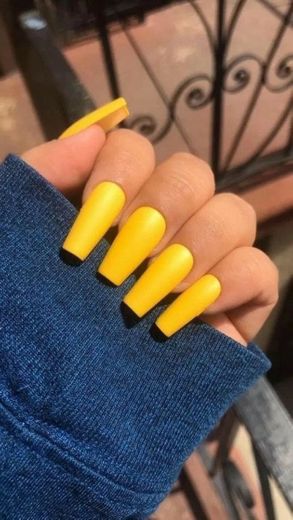 Unhas Simples 💛