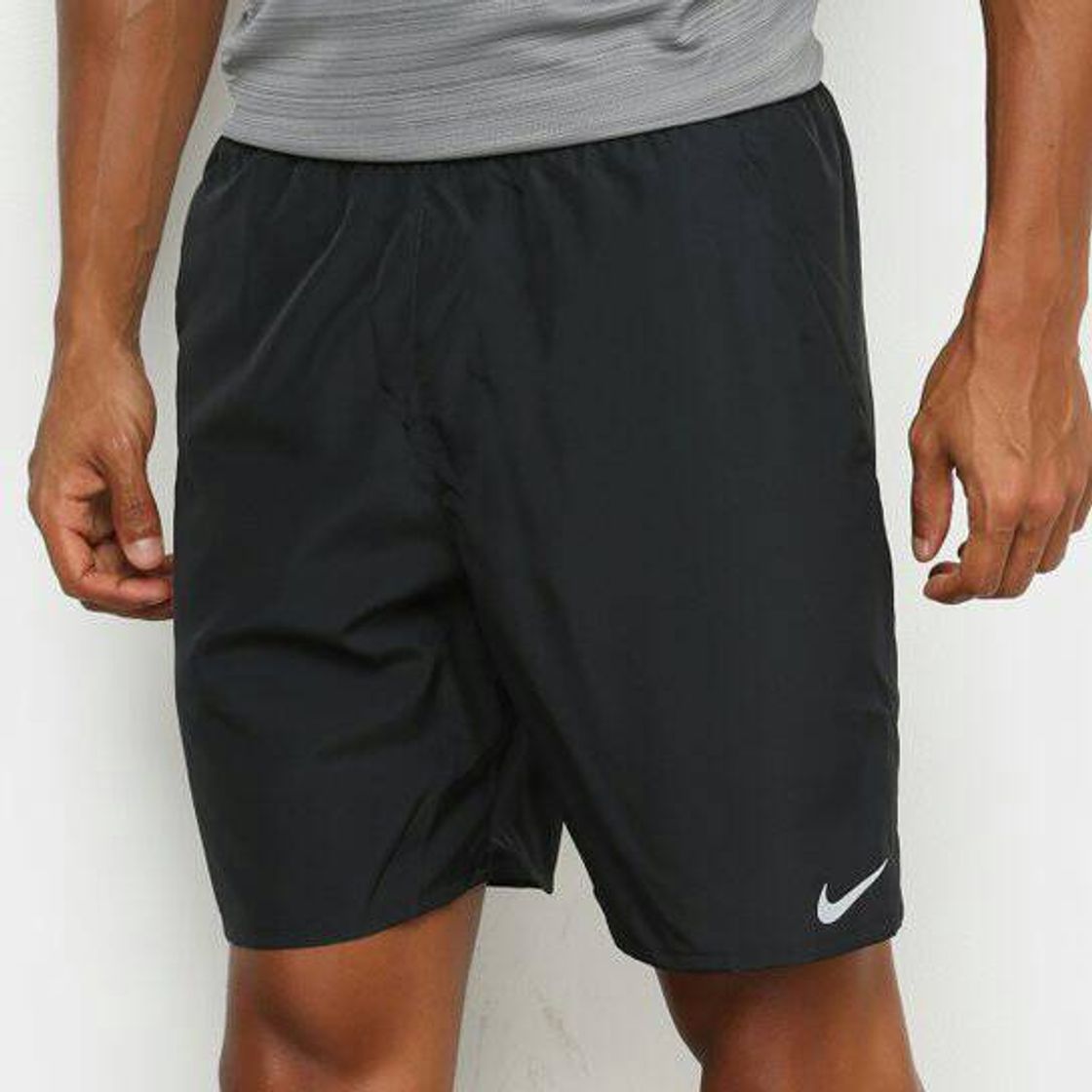 Fashion Bermuda Nike Run 7" BF Masculina - Preto e Prata | Zattini