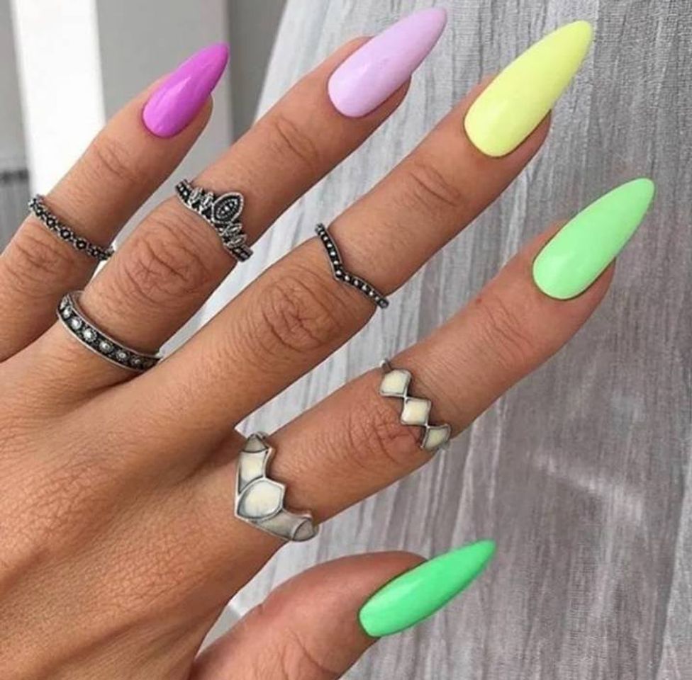 Fashion Unhas coloridas 