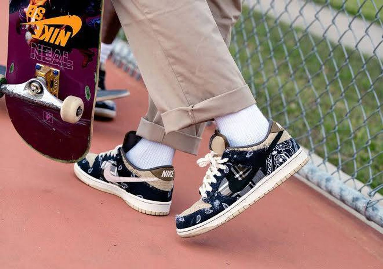 Fashion Travis Scott x Nike SB Dunk