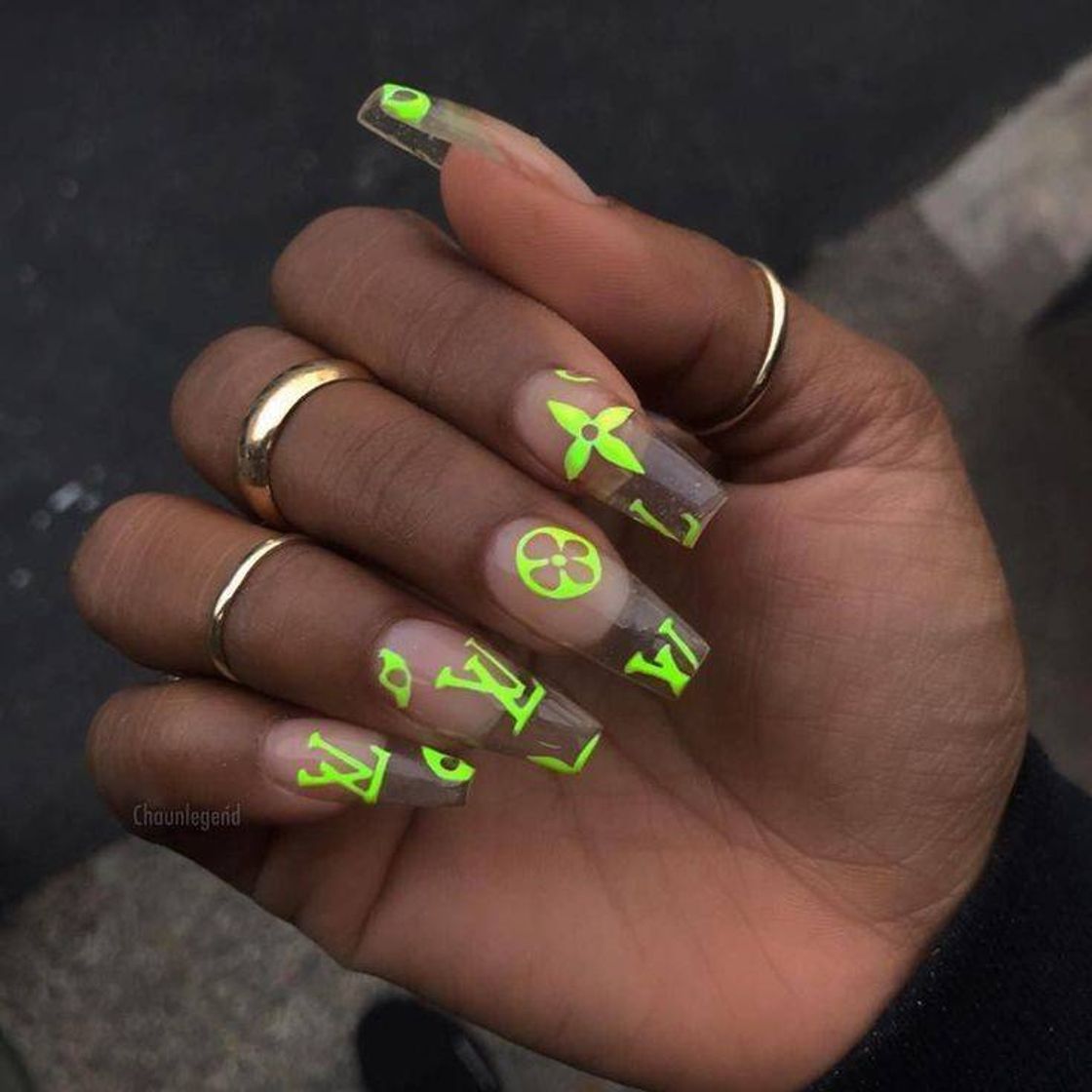 Moda Unhas lindas transparente com detalhes verde neon