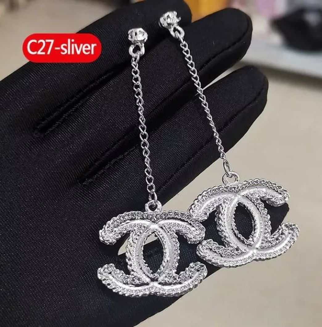 Social Brincos CHANEL 