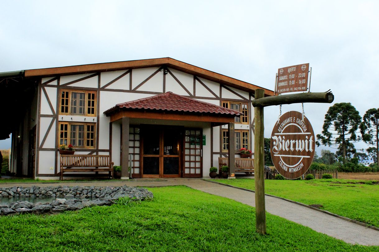 Lugares Centro De Informações Turísticas Da Colonia De Witmarsum