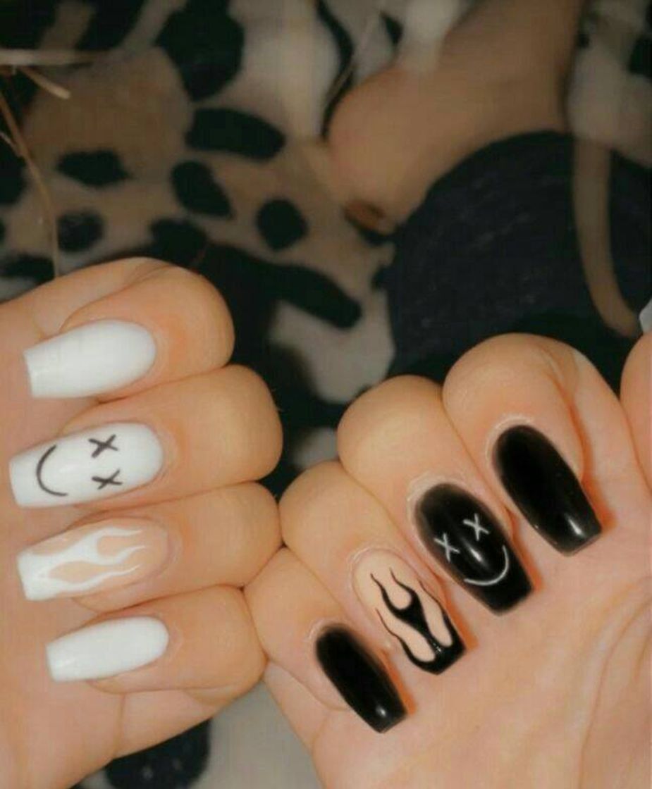 Fashion Smiley black and withe