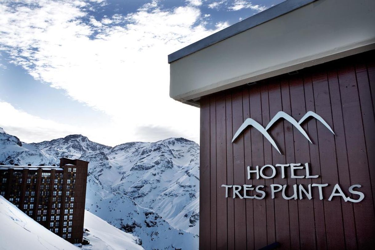 Social  hotel tres puntas