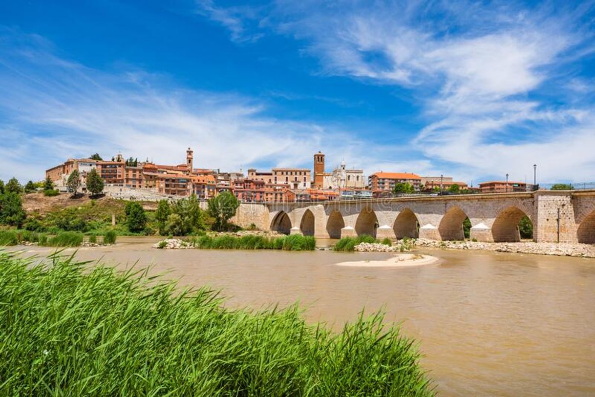 Place Tordesillas