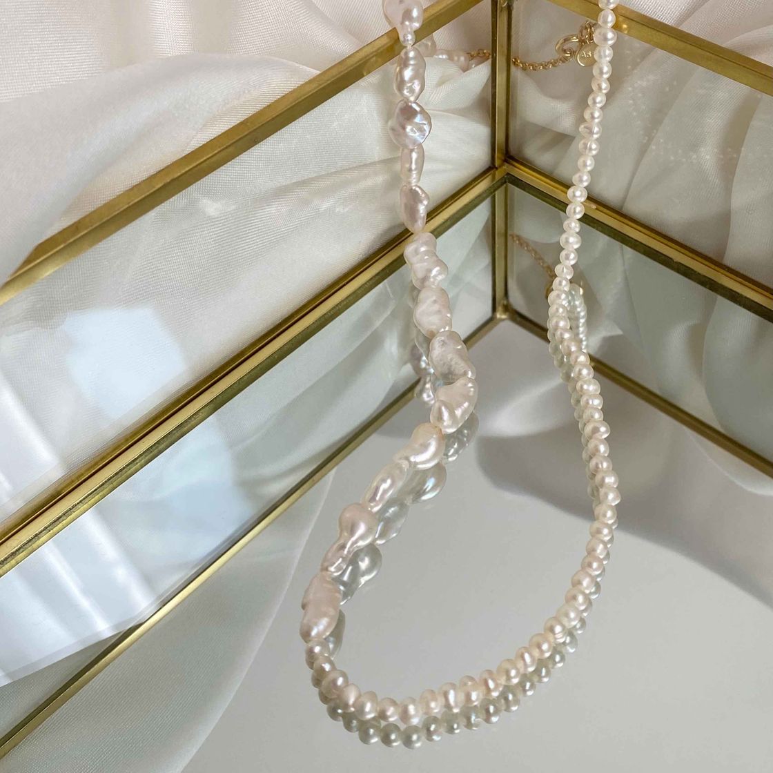 Social Serenity Pearl Gold Beaded Necklace
