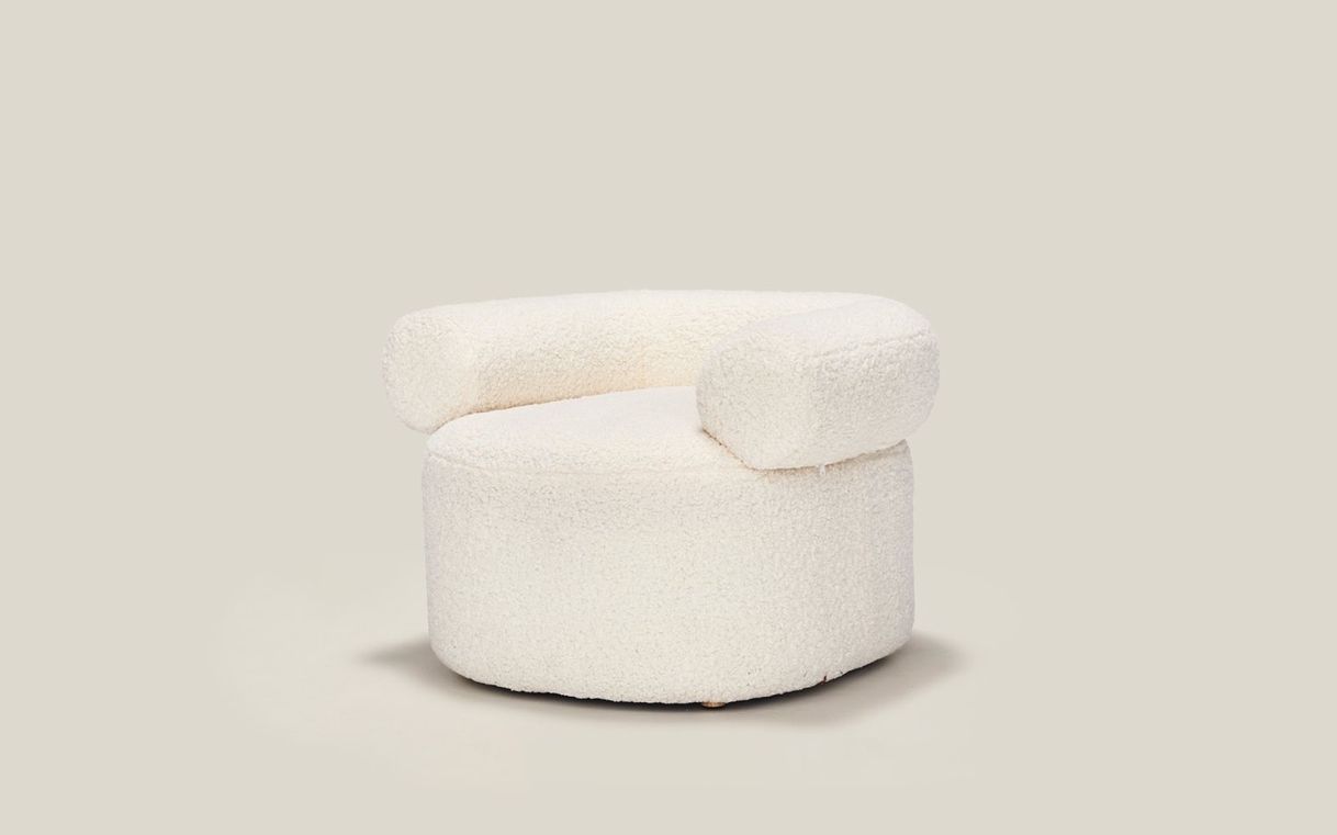 Product HUGGY CHAIR