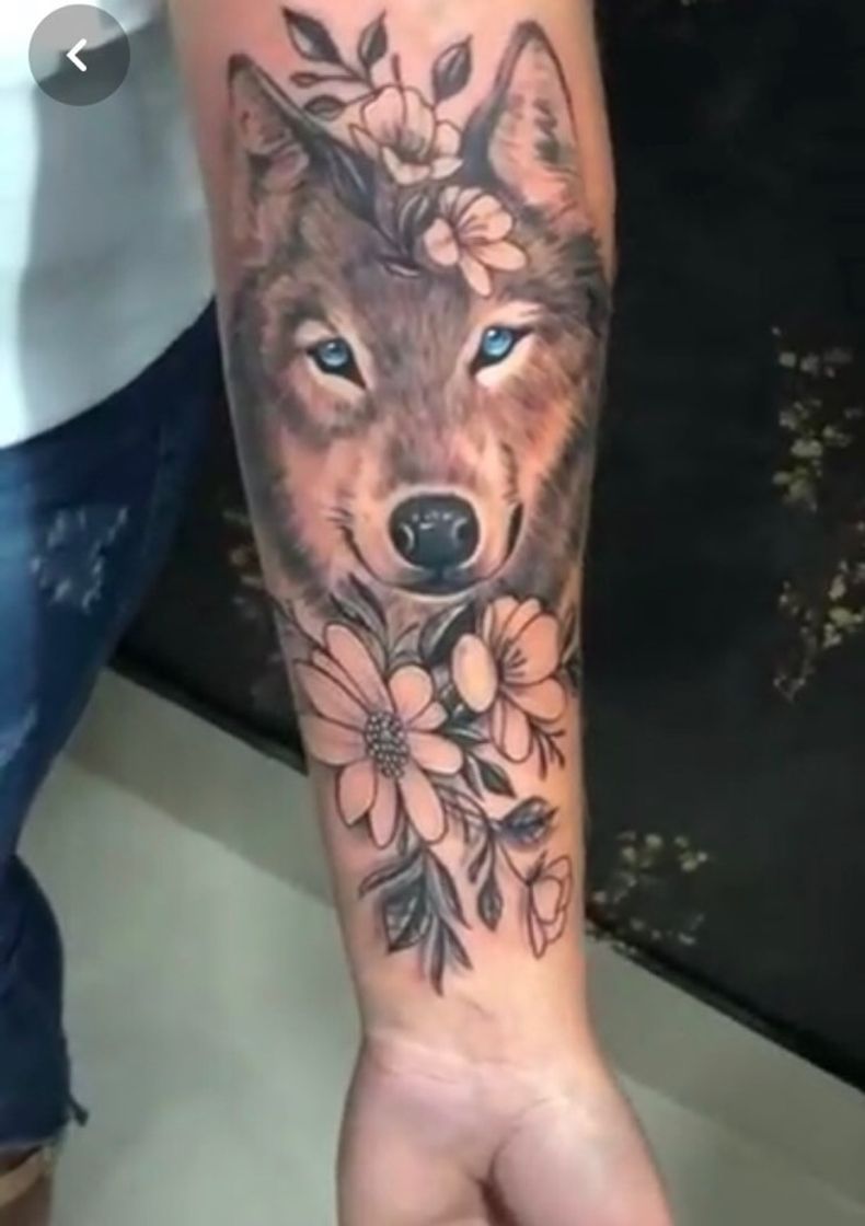 Moda Tatuagem de lobo.