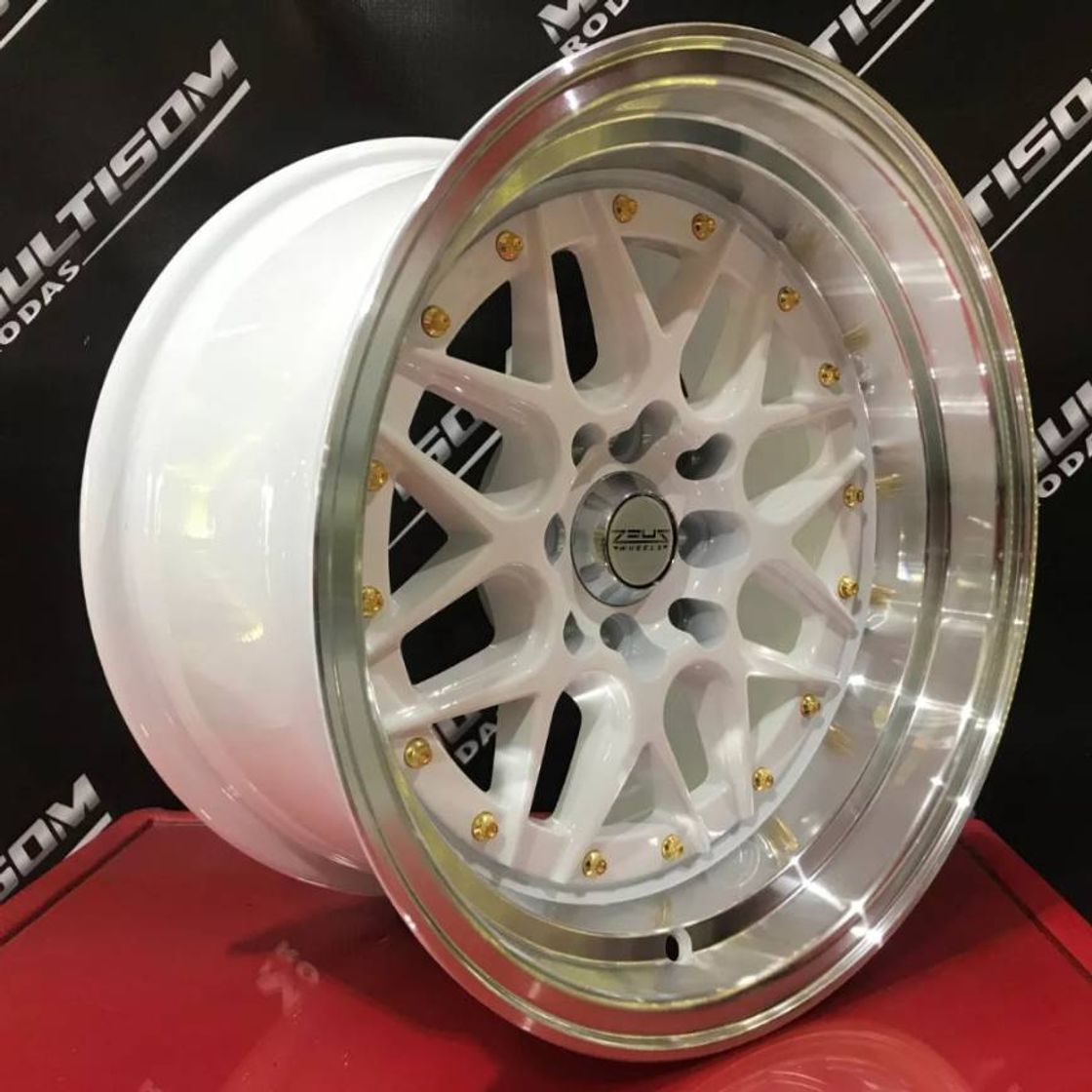 Fashion Roda Zeus 15x8 / 4x100 