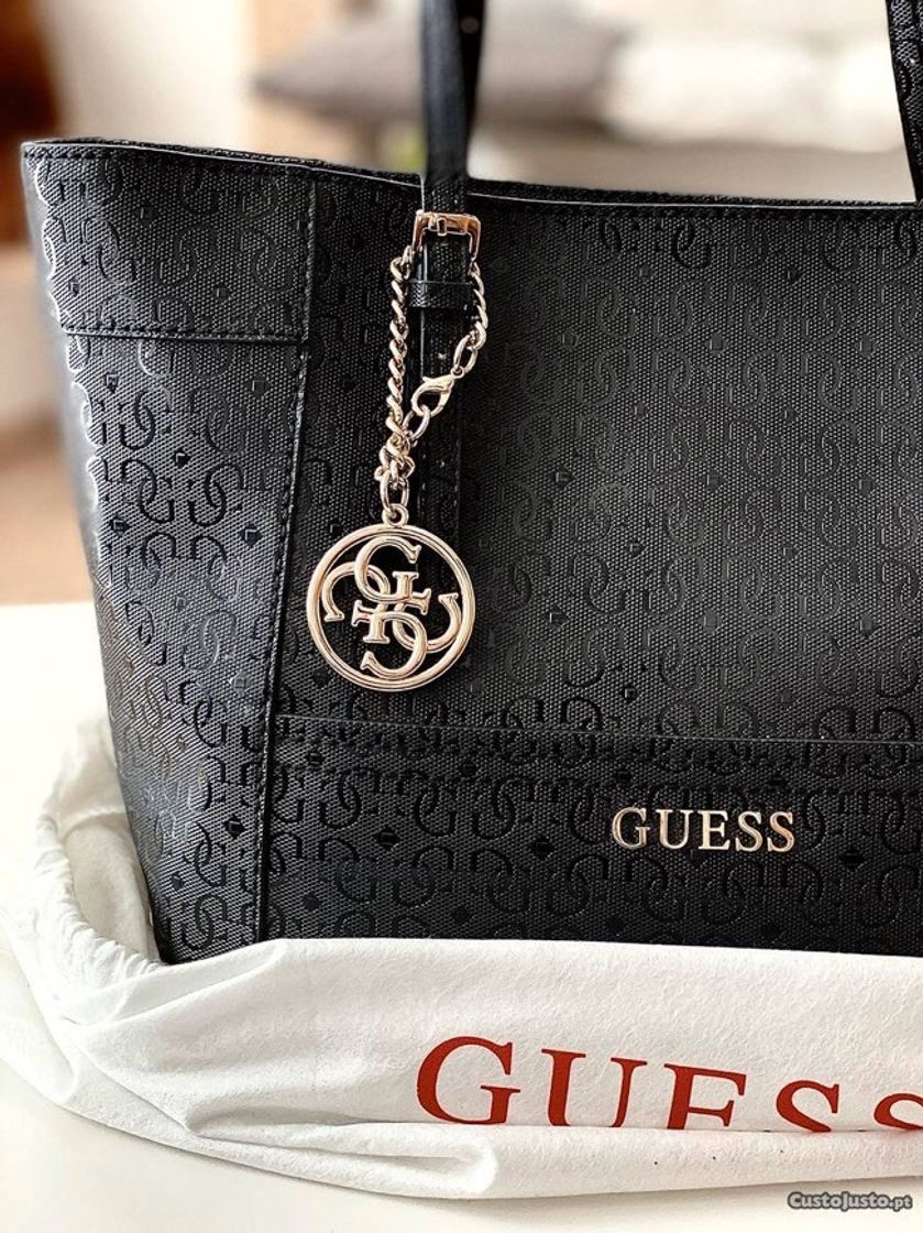 Moda Guess