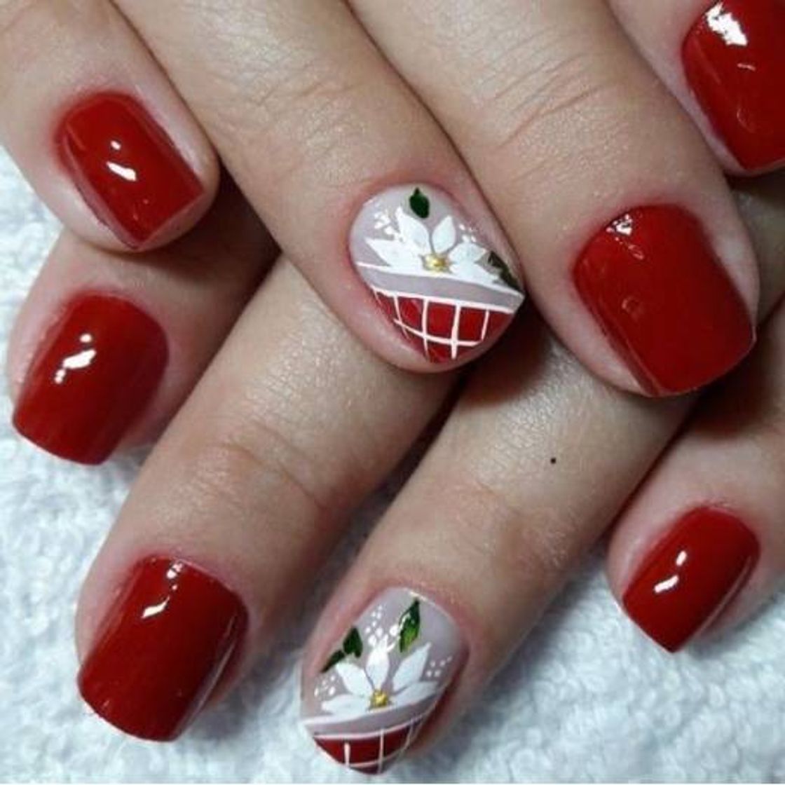 Social Desenhos em unhas 😍💅
