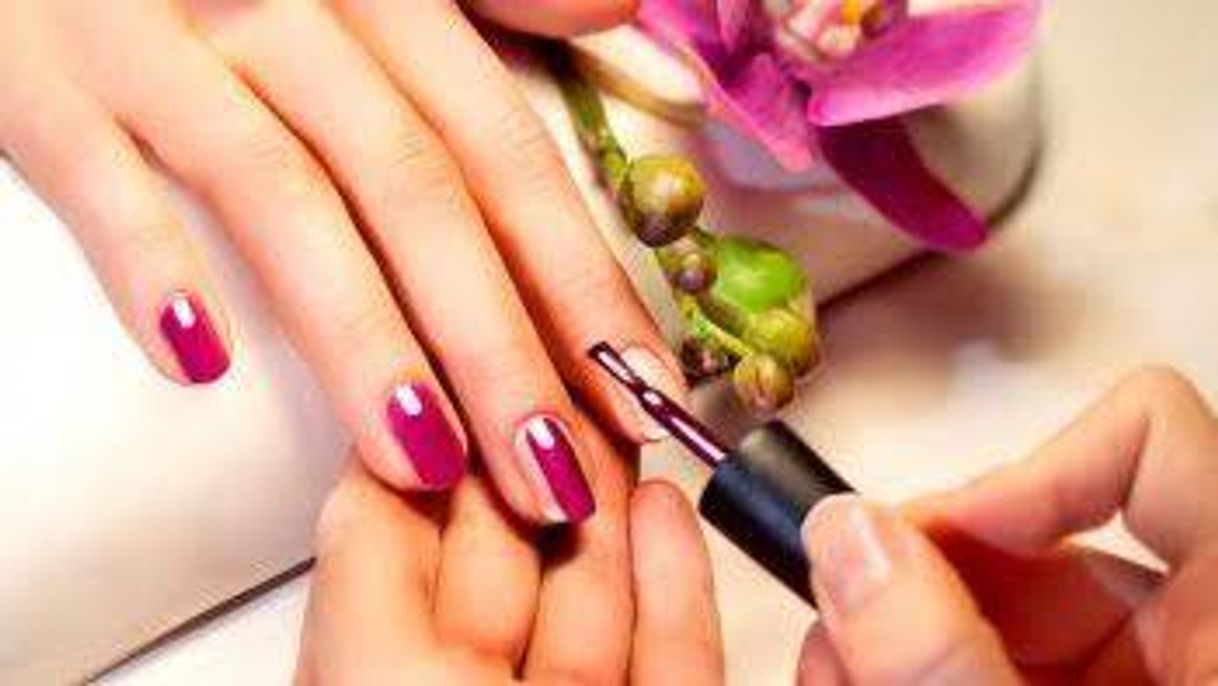 Productos CURSO DE MANICURE E PEDICURE

