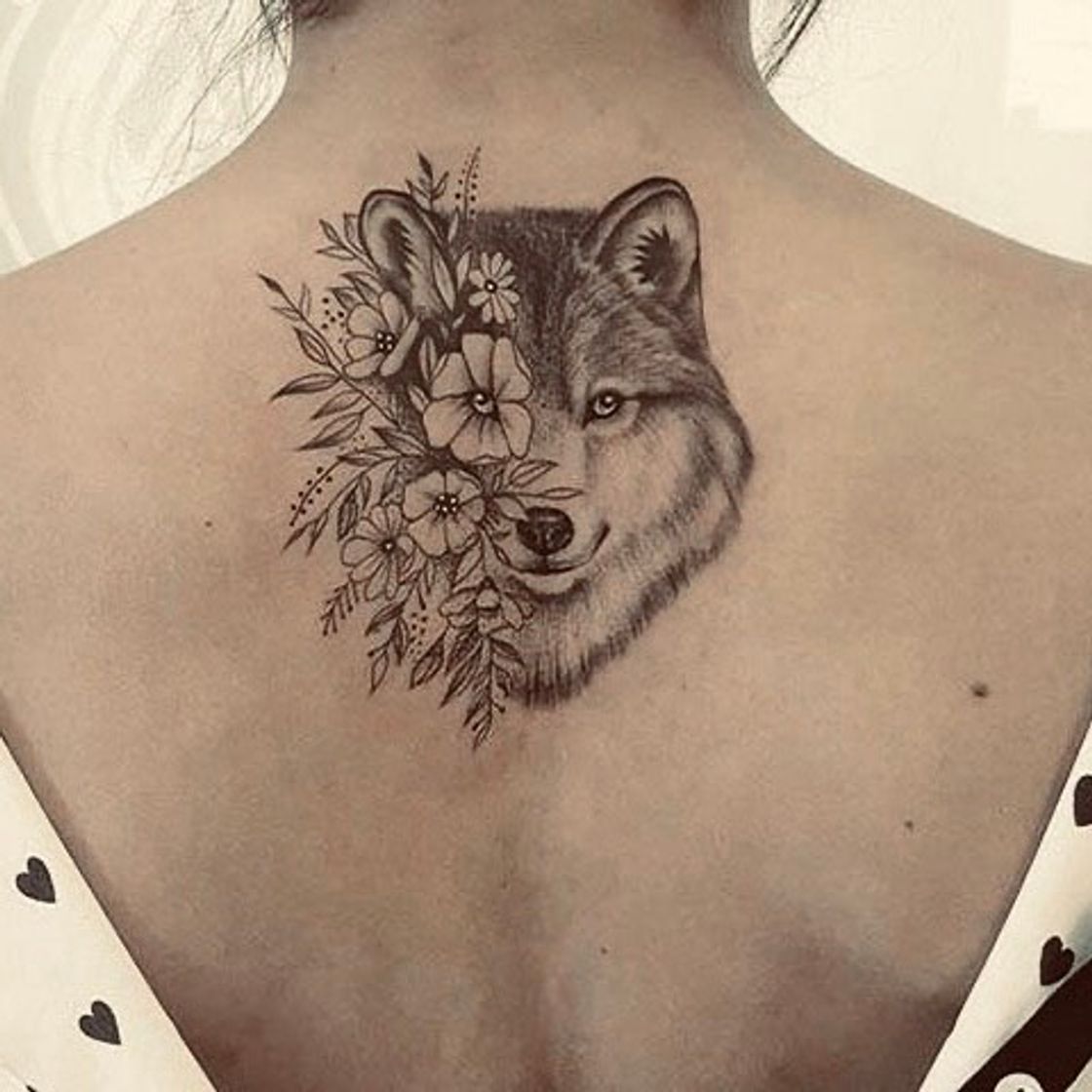 Fashion tatuagem de lobo. 🖤